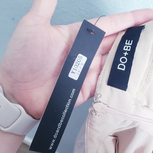 DO+BE Cream Pleated Sheer Wide Leg Pants - Picture 8 of 10